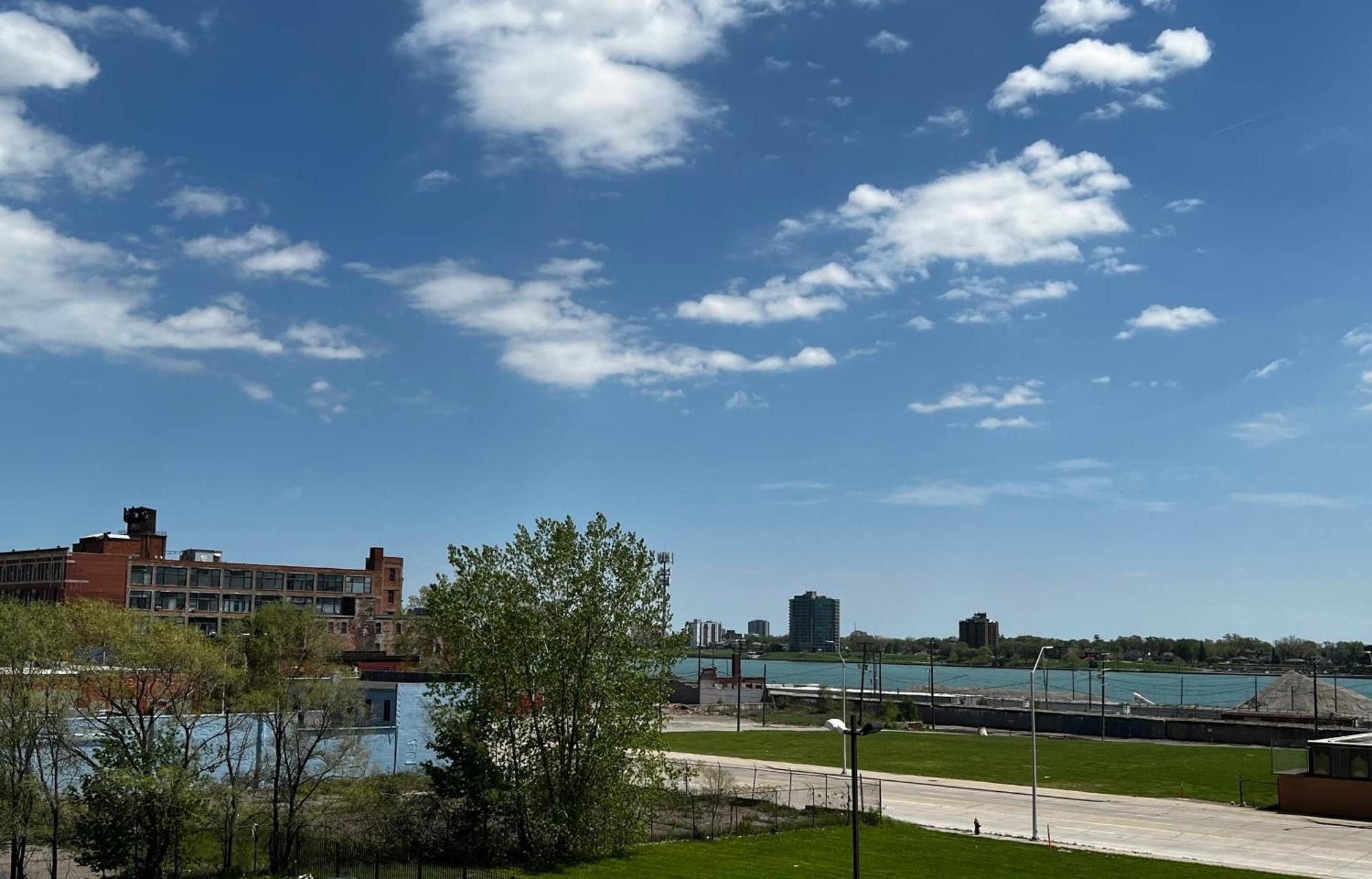Апартаменти 420 Friendly Skyline View Downtown Loft Free Parking Детройт Екстер'єр фото